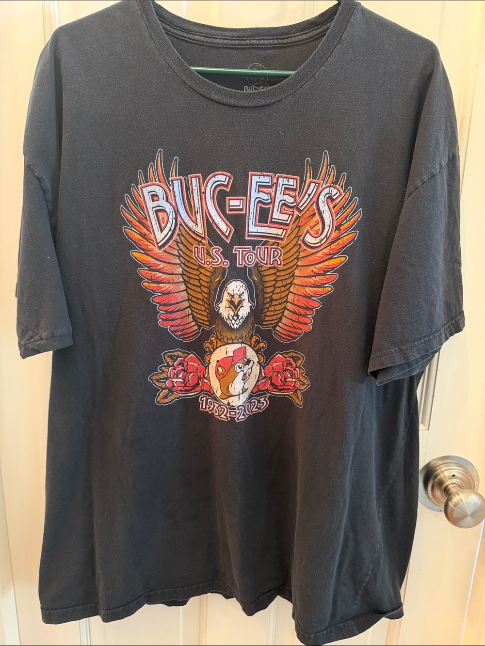 Buc-ee's Black Short-Sleeve Graphic Tee